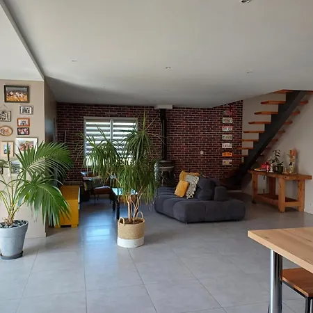 Grande Maison Proche Casa de Férias Trignac